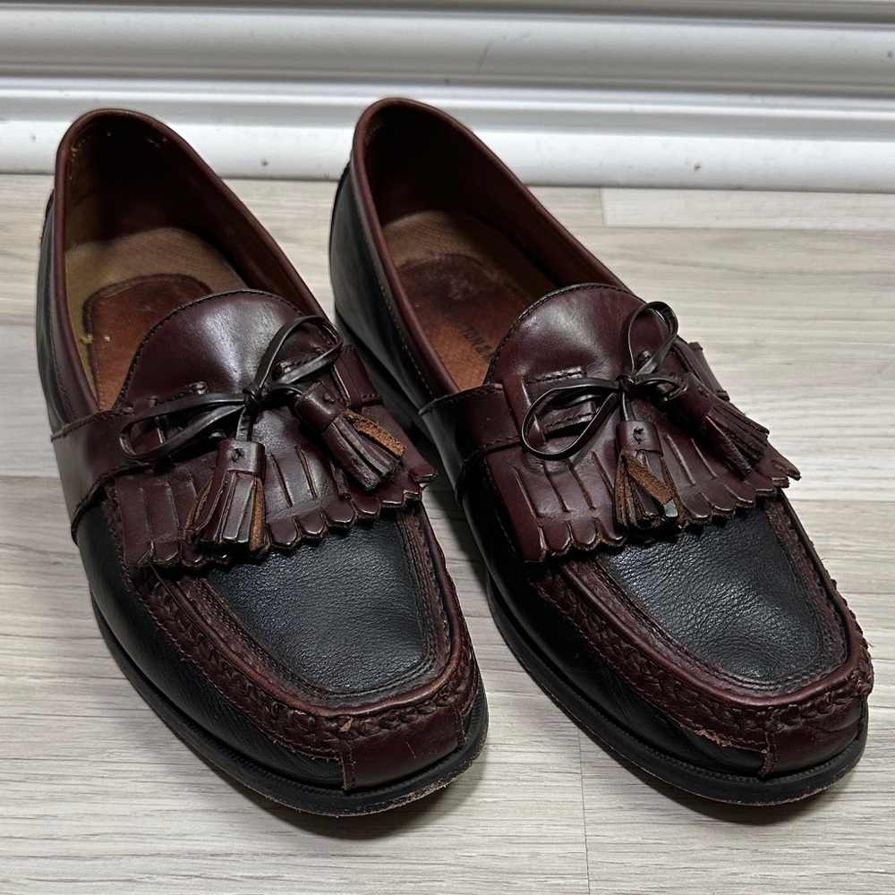 Johnston & Murphy Men's Genuine Leather Loafers with Tassels - Black and Brown 9